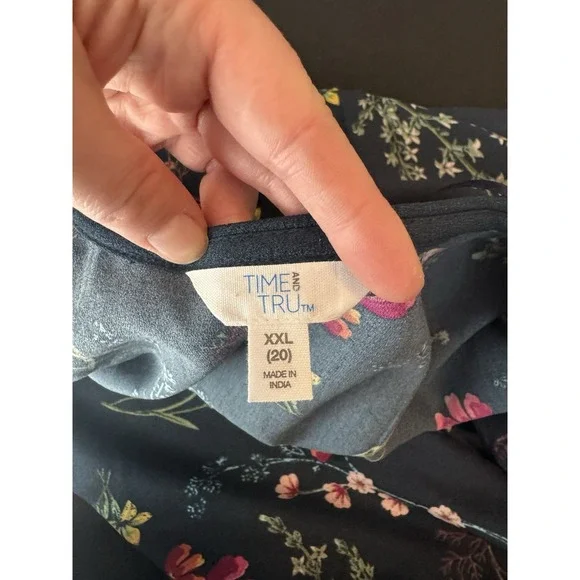 TIME & TRU Blue Dress floral Print Wrap Around tie waist thick fabric Fairy - Picture 11 of 11